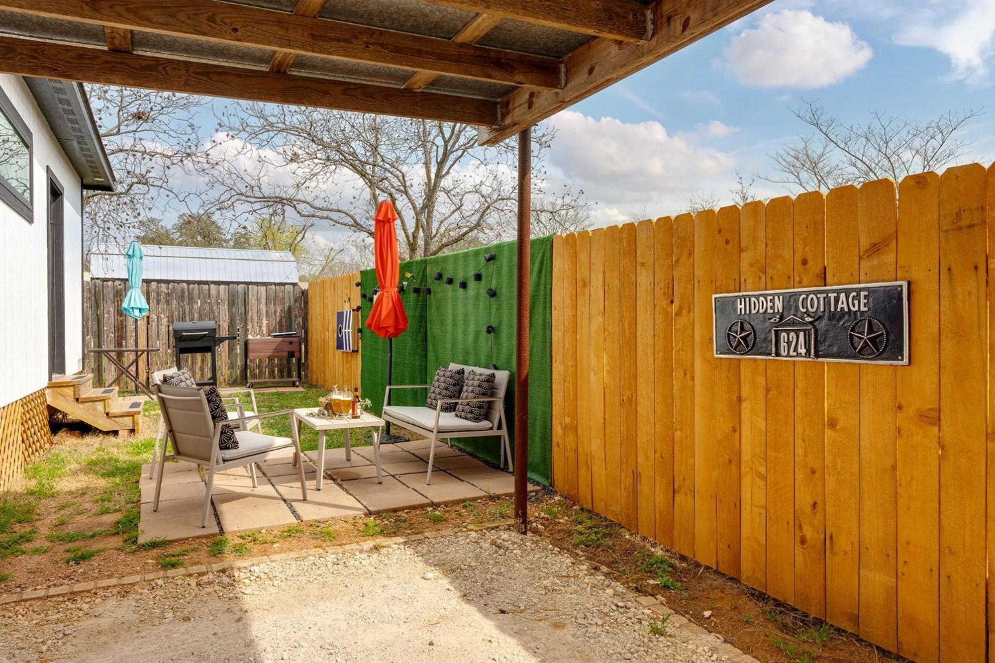 Hidden Cottage Mins To Main St And Sleeps 4 Fredericksburg Extérieur photo