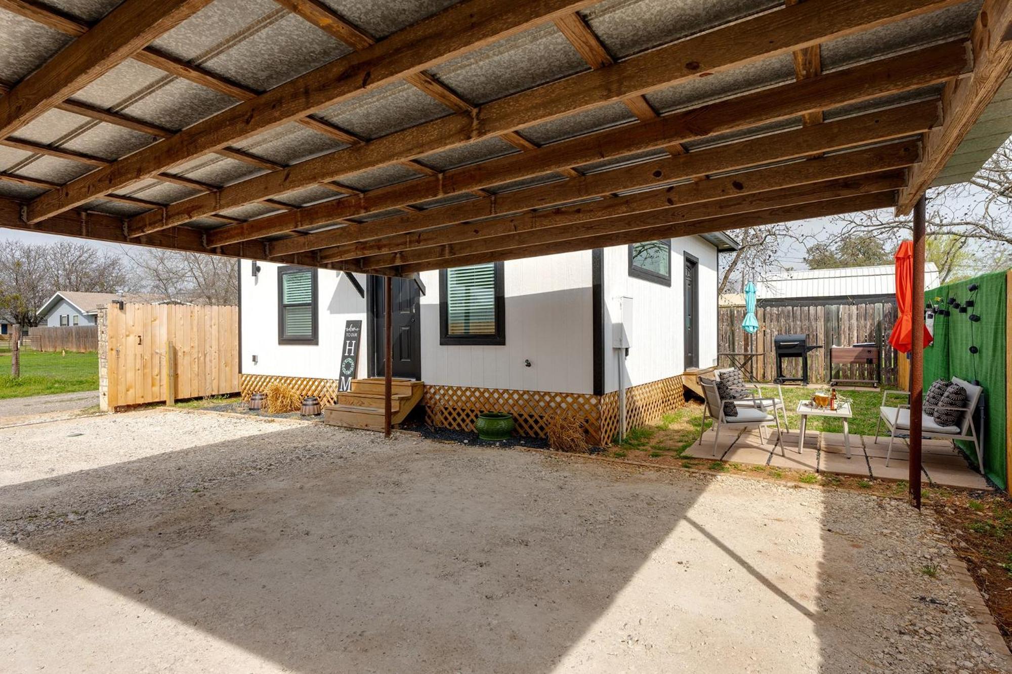 Hidden Cottage Mins To Main St And Sleeps 4 Fredericksburg Extérieur photo